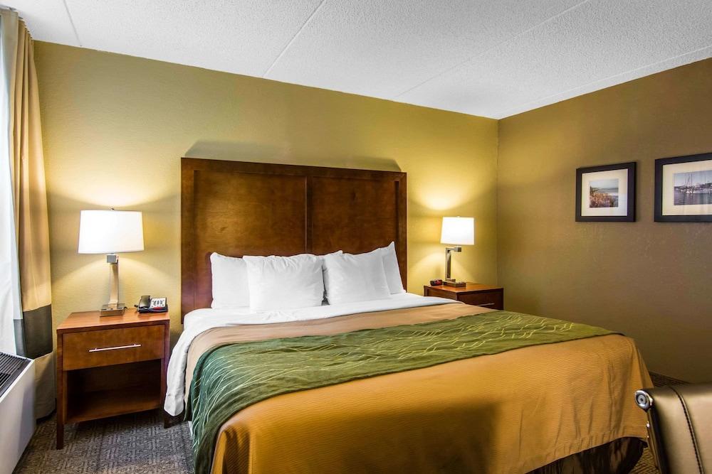 Red Roof Inn & Suites Нюпорт Нюз Екстериор снимка